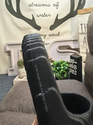 Black Molded Wave-Strap Slide Slippers 3