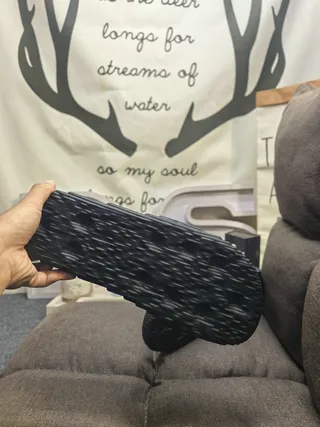 Black Molded Wave-Strap Slide Slippers 4