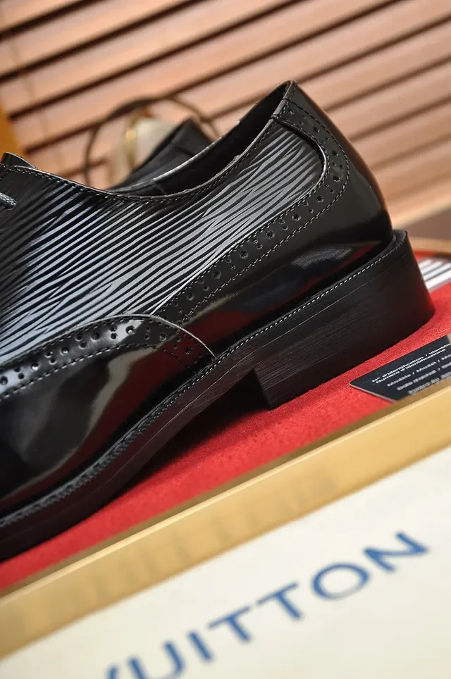 Black Patent And Textured Leather Wingtip Brogue 2