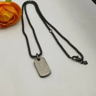 قلادة سلسلة كيرب سوداء وفضية مع معلق Dog-Tag