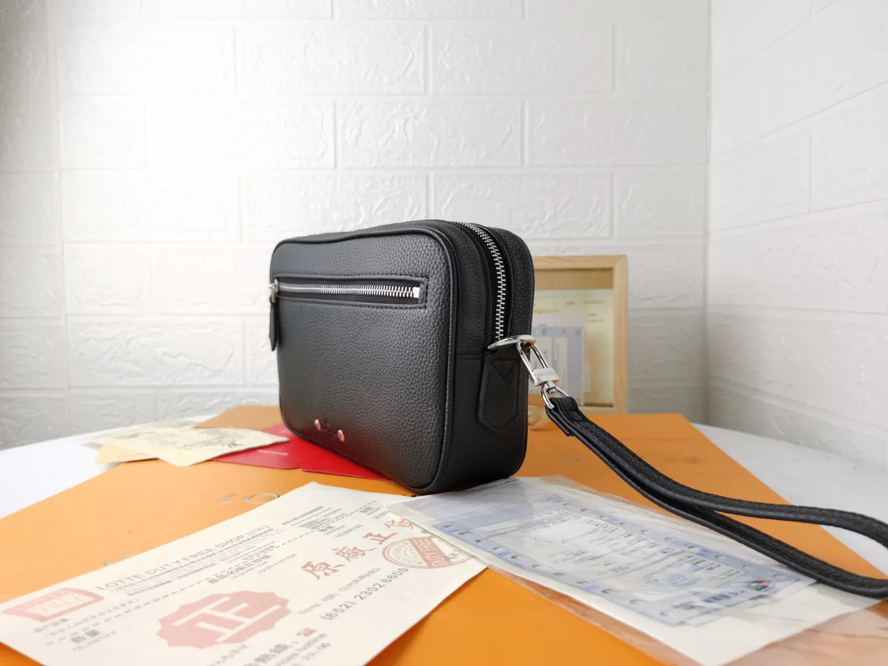 Black Silver Pebbled Leather Front Zip Pocket Crossbody Bag 8
