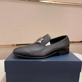 黑色银色粒面皮革金属马衔扣式装饰乐福鞋