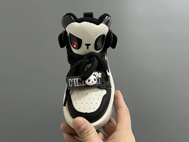 Black White Panda-Themed Plush-Lined Lifestyle Sneakers 13