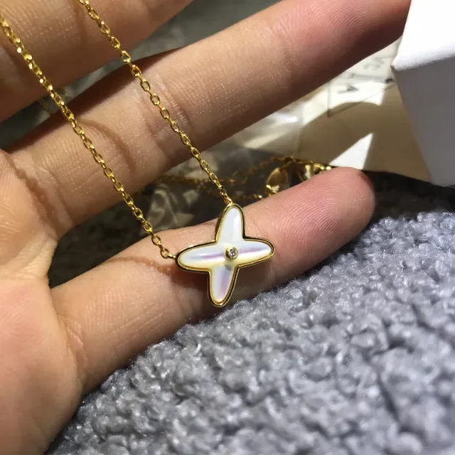 Blue Gold Star-Shaped Enamel Pendant Central Pavé Stone Necklace 2
