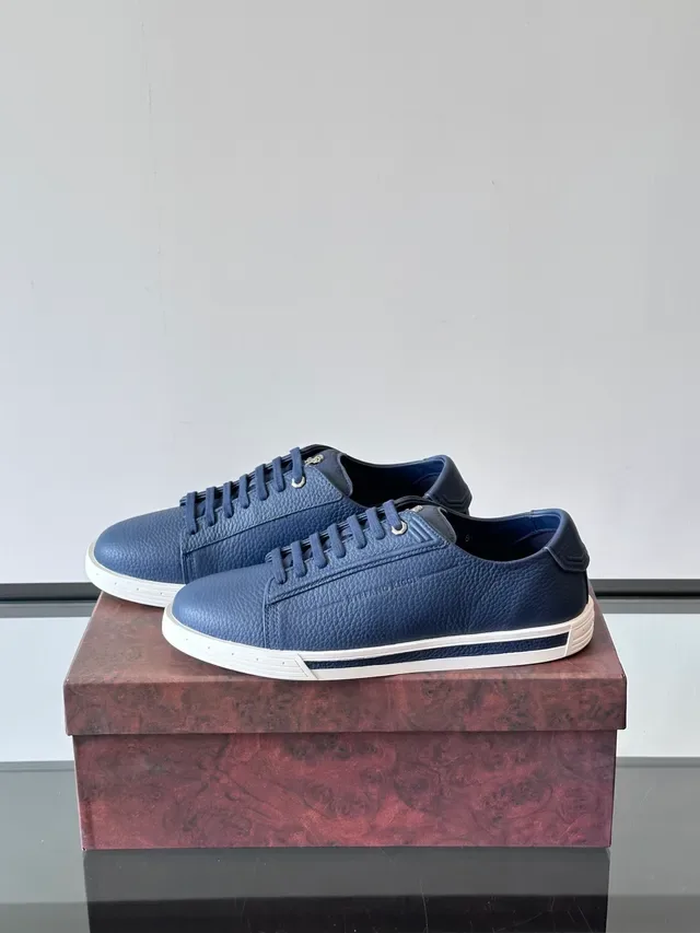 Blue Pebbled Leather Low-Top Sneakers 4