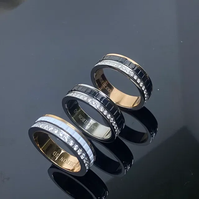Boucheron Quatre Classic Pavé Diamond Black and Gold Tone Ring 4