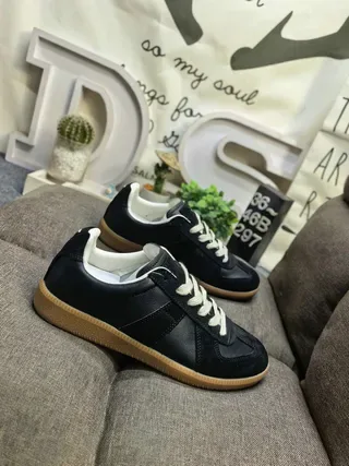Brown and Tan Panelled Suede Leather Low-Top Lifestyle Sneakers 9