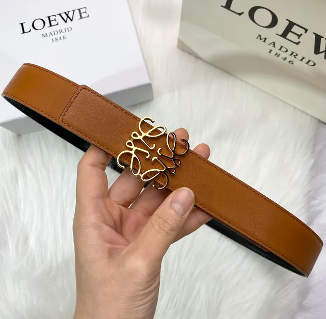 Brown Gold Tan Smooth Sculpted Buckle Leather Belt 4