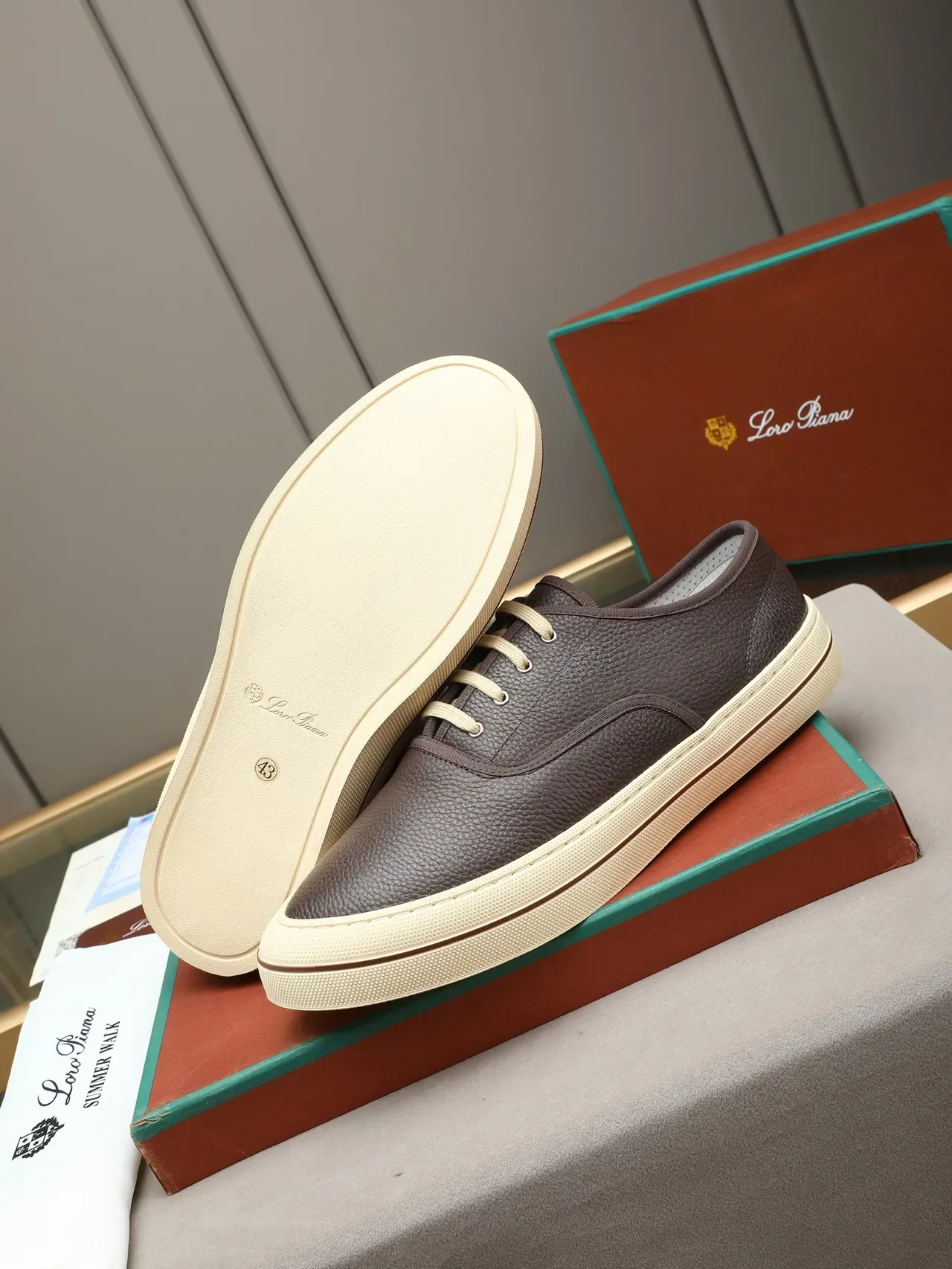 Brown Pebbled Leather Lace-Up Casual Shoe 4
