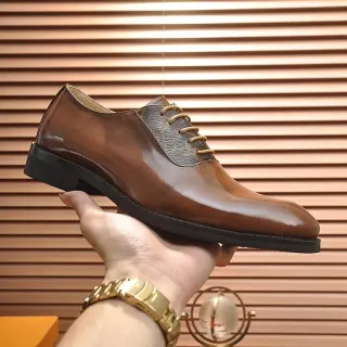 Brown Polished Leather Cap Toe Oxford Shoes