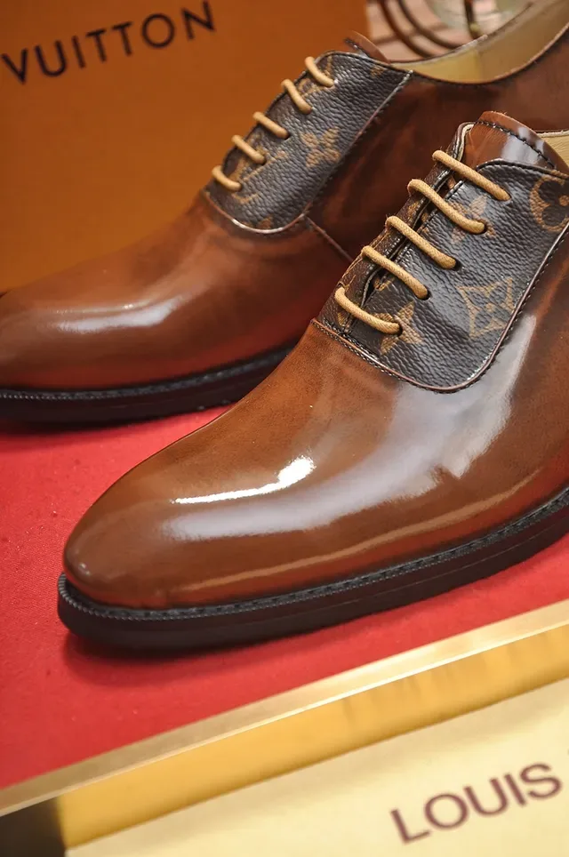 Brown Polished Leather Cap Toe Oxford Shoes 2