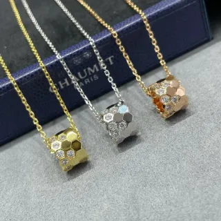 Chaumet Bee My Love Honeycomb Pavé पेंडेंट नेकल