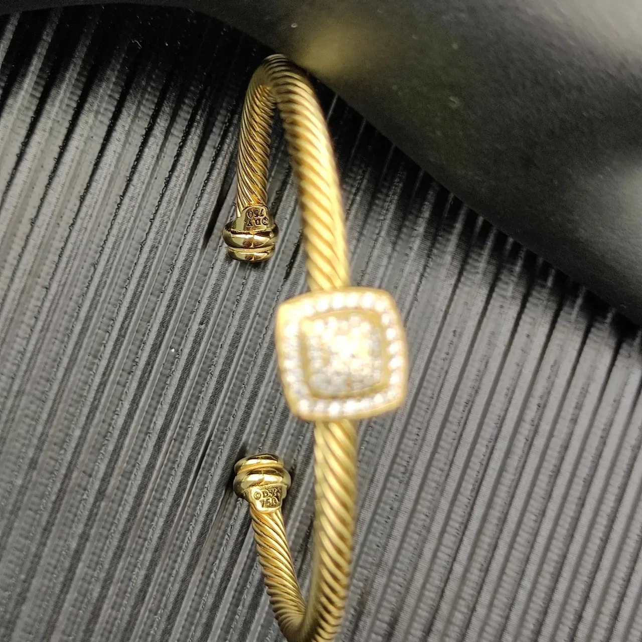 David Yurman Cable Classic Pavé Square Gold Bracelet 7