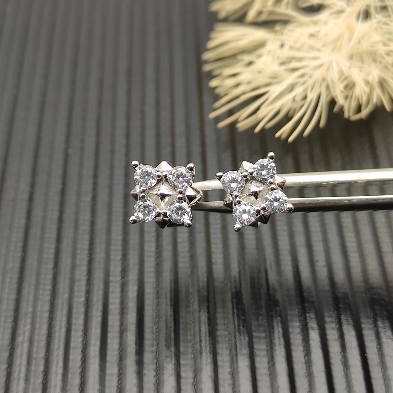 David Yurman Geometric Cluster Stud Earrings 9