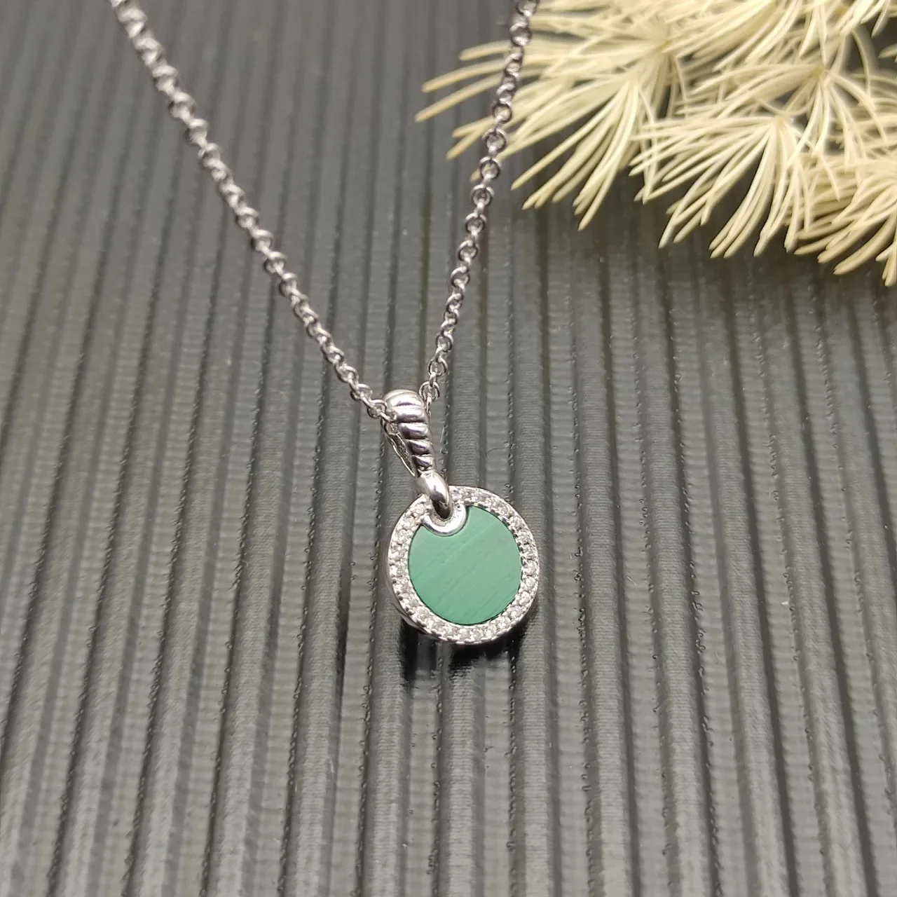 David Yurman Colar Pingente Disco Circular Verde Prata Halo Diamantes Pavé 8