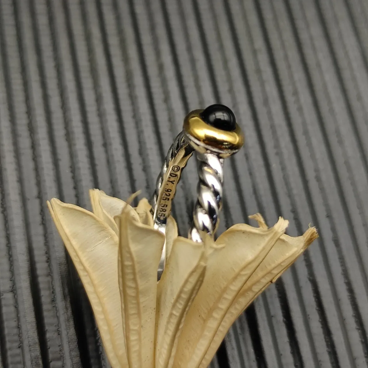 David Yurman Silver Gold Twisted Cable Band Bezel-Set Black Stone Ring 4