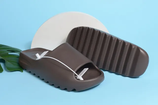 Deep Coffee Brown Molded Slide Slipper 6