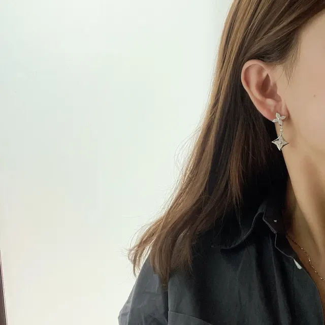 Diamond-Pavé Floral and Lozenge Drop Earrings 2