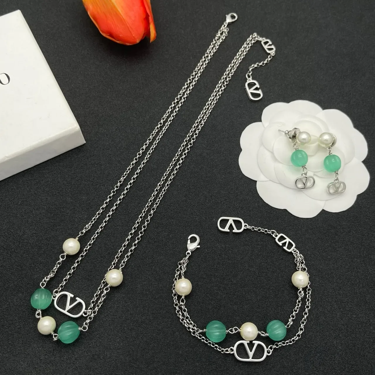 Double-Chain Pearl and Green Bead Charm Bracelet 2