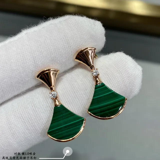 Fan-Shaped Inlaid Gold-Tone Drop Earrings 7