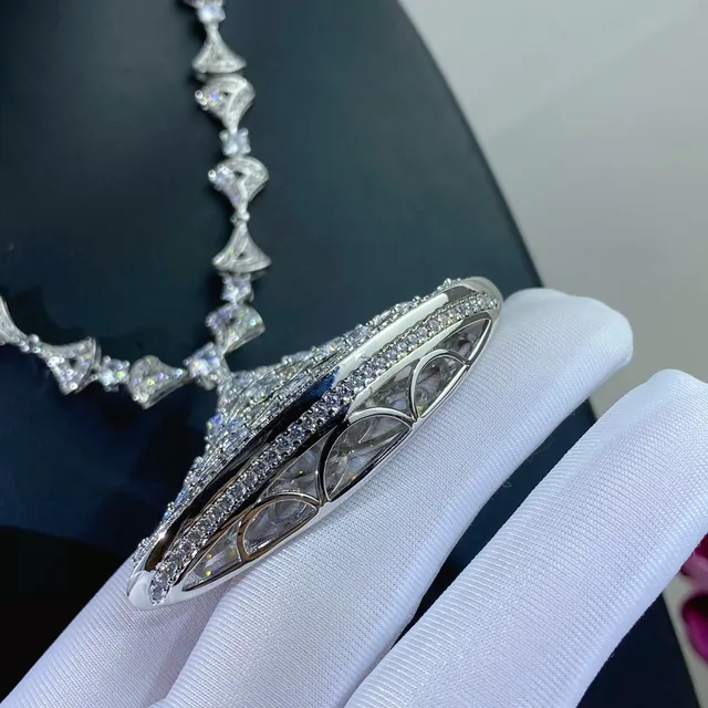 Fan-Shaped Pavé Crystal Pendant Necklace 3