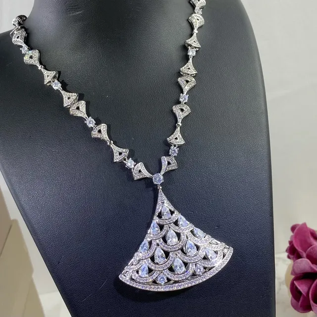 Fan-Shaped Pavé Crystal Pendant Necklace 8