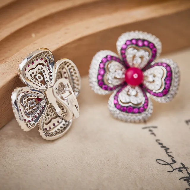 Floral Clover Motif Pavé Emerald and Diamond Earrings 2