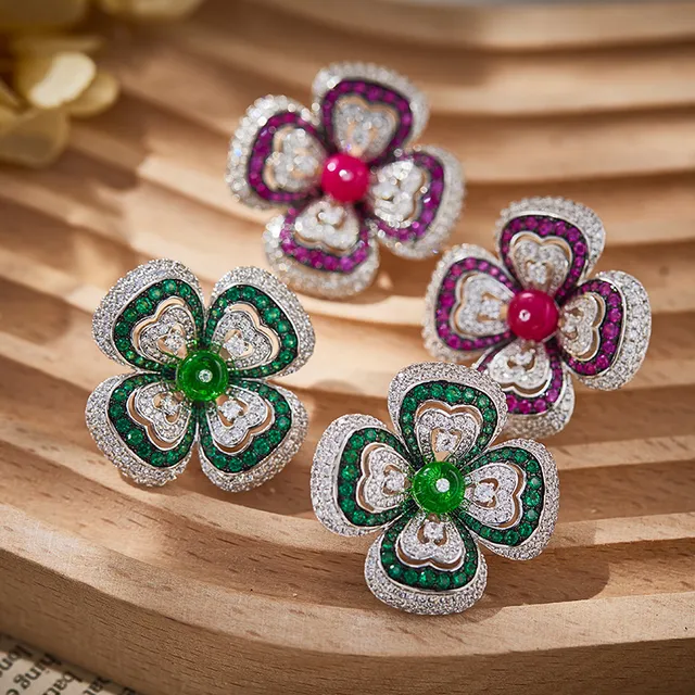 Floral Clover Motif Pavé Emerald and Diamond Earrings 7