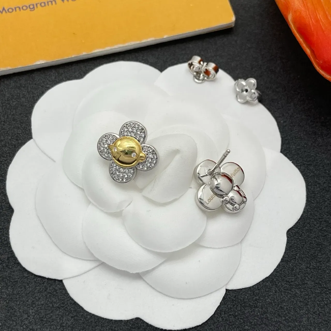 Flower-Shaped Pavé Two-Tone Gold and Silver Earrings 5