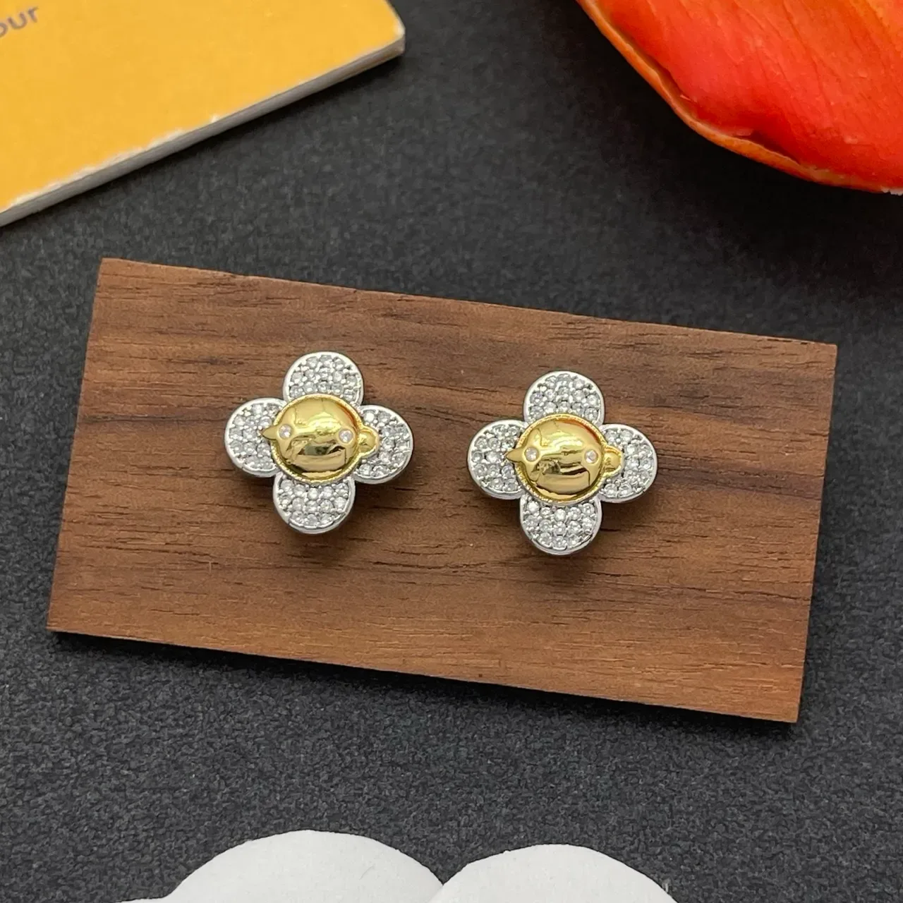Flower-Shaped Pavé Two-Tone Gold and Silver Earrings 7