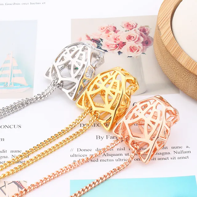 Geometric Openwork Panther Head Gold-Tone Necklace 2