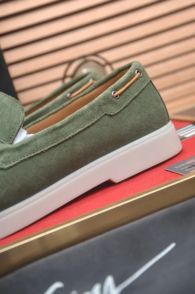 Giuseppe Zanotti GZ Loafer Vert Blanc Daim Supérieur Emblème Métal Mocassin 9