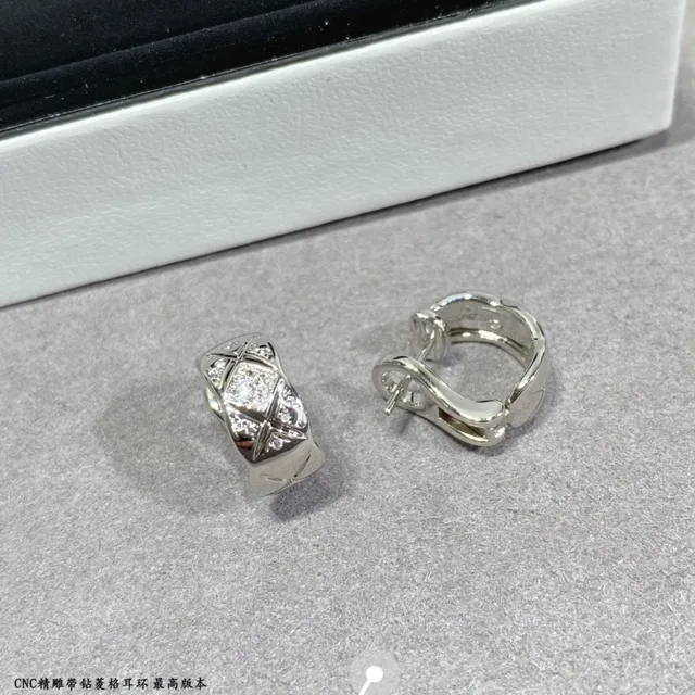 Gold and Silver Tone Quilted Pavé Crystal Hinged Hoop Earrings 5