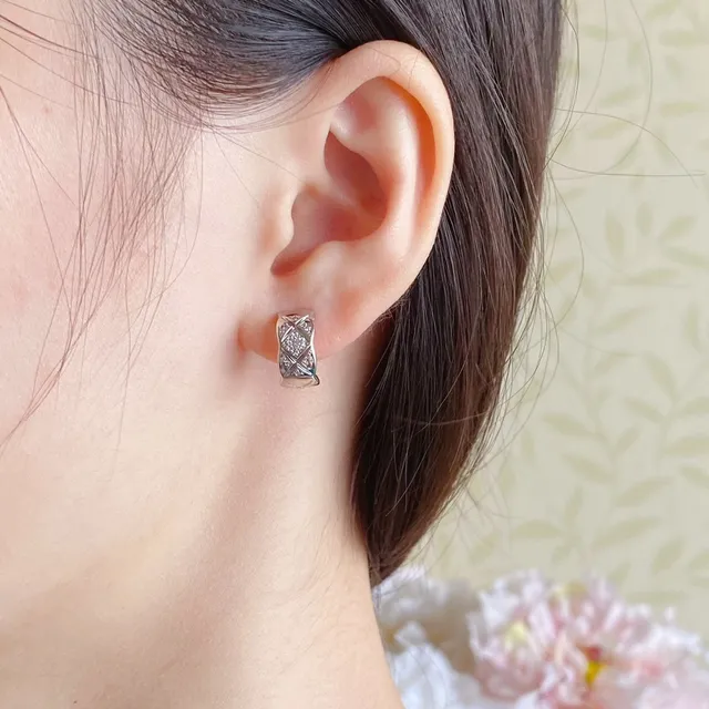 Gold and Silver Tone Quilted Pavé Crystal Hinged Hoop Earrings 9