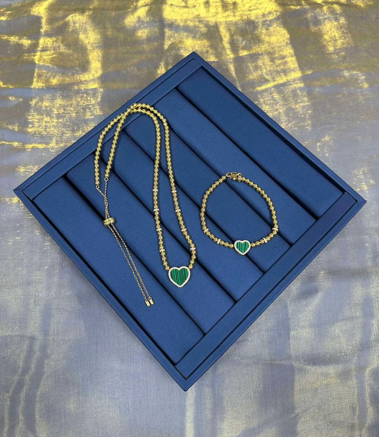 Gold Green Beaded Malachite Heart Centerpiece Bracelet 7
