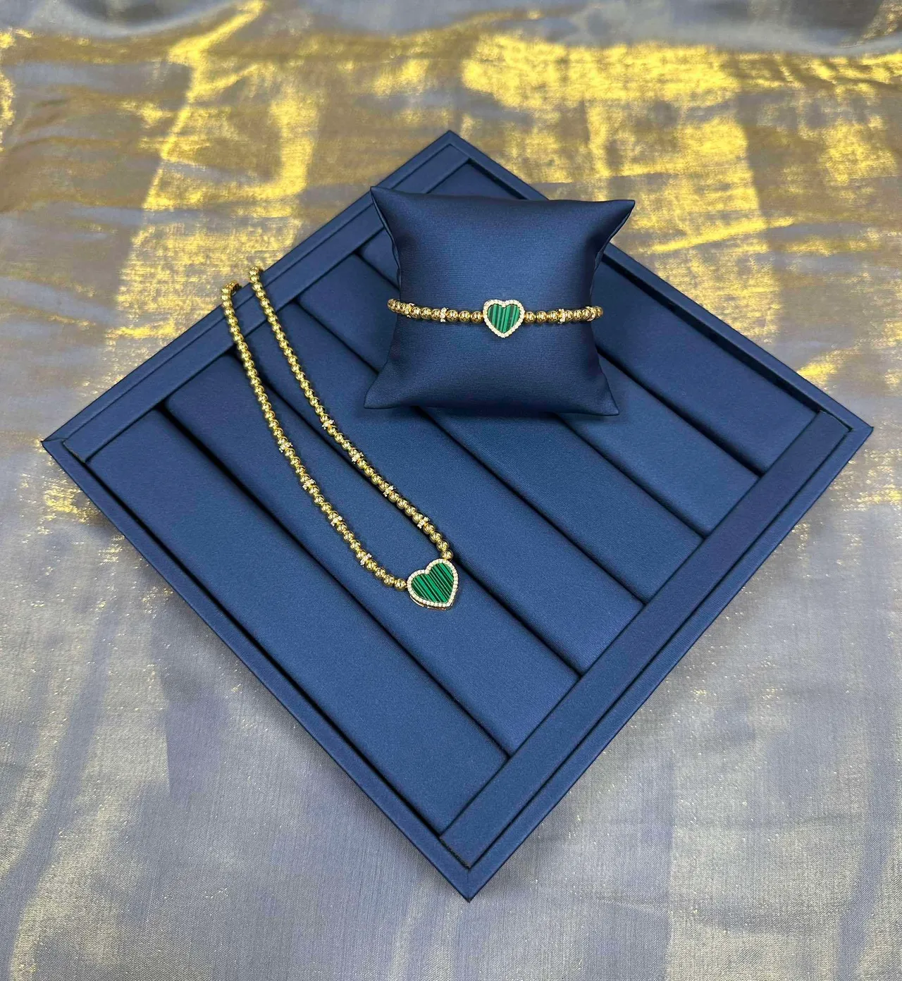 Gold Green Beaded Malachite Heart Centerpiece Bracelet 8
