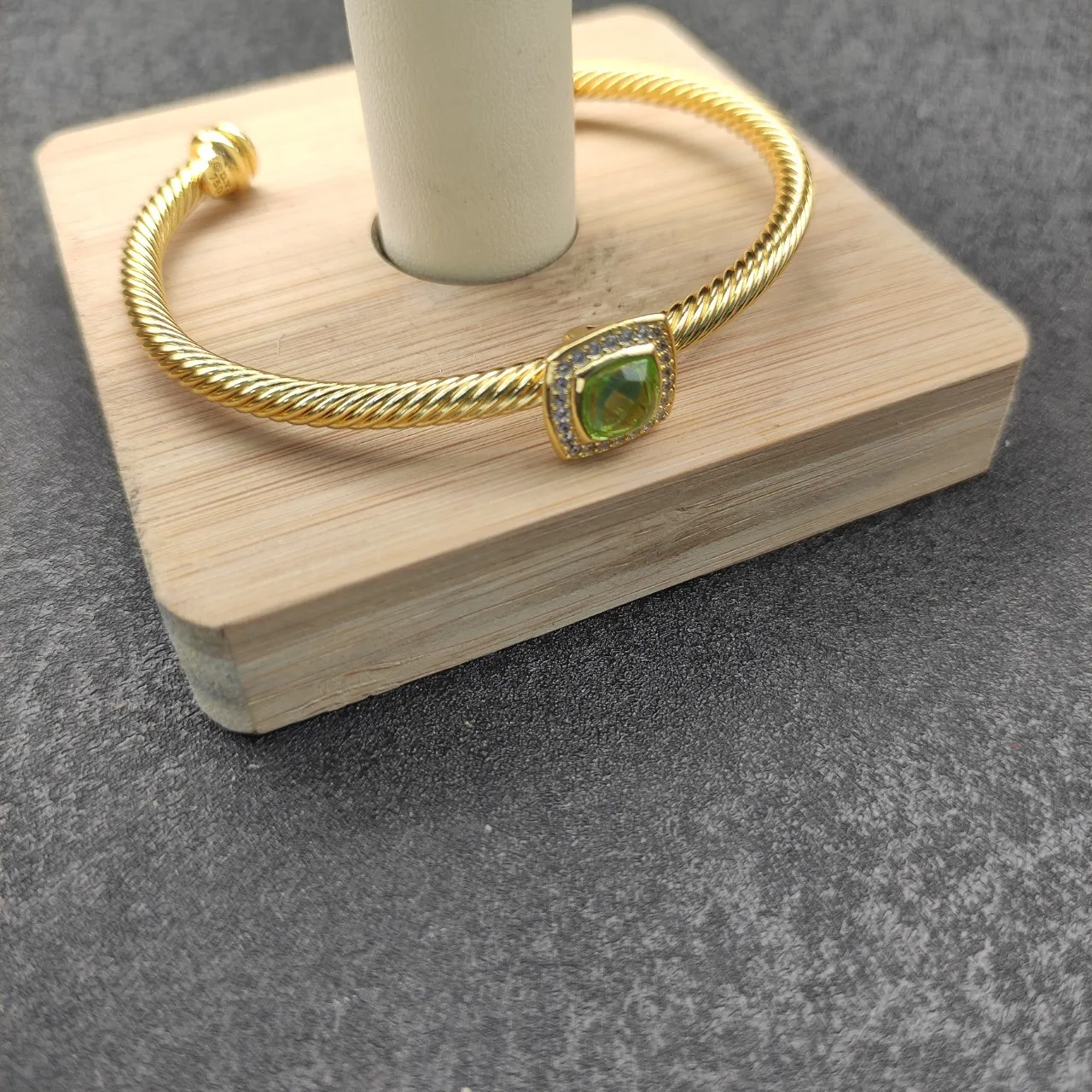 Gold Green Twisted Rope Cable Band Square Bezel Setting Bracelet 8