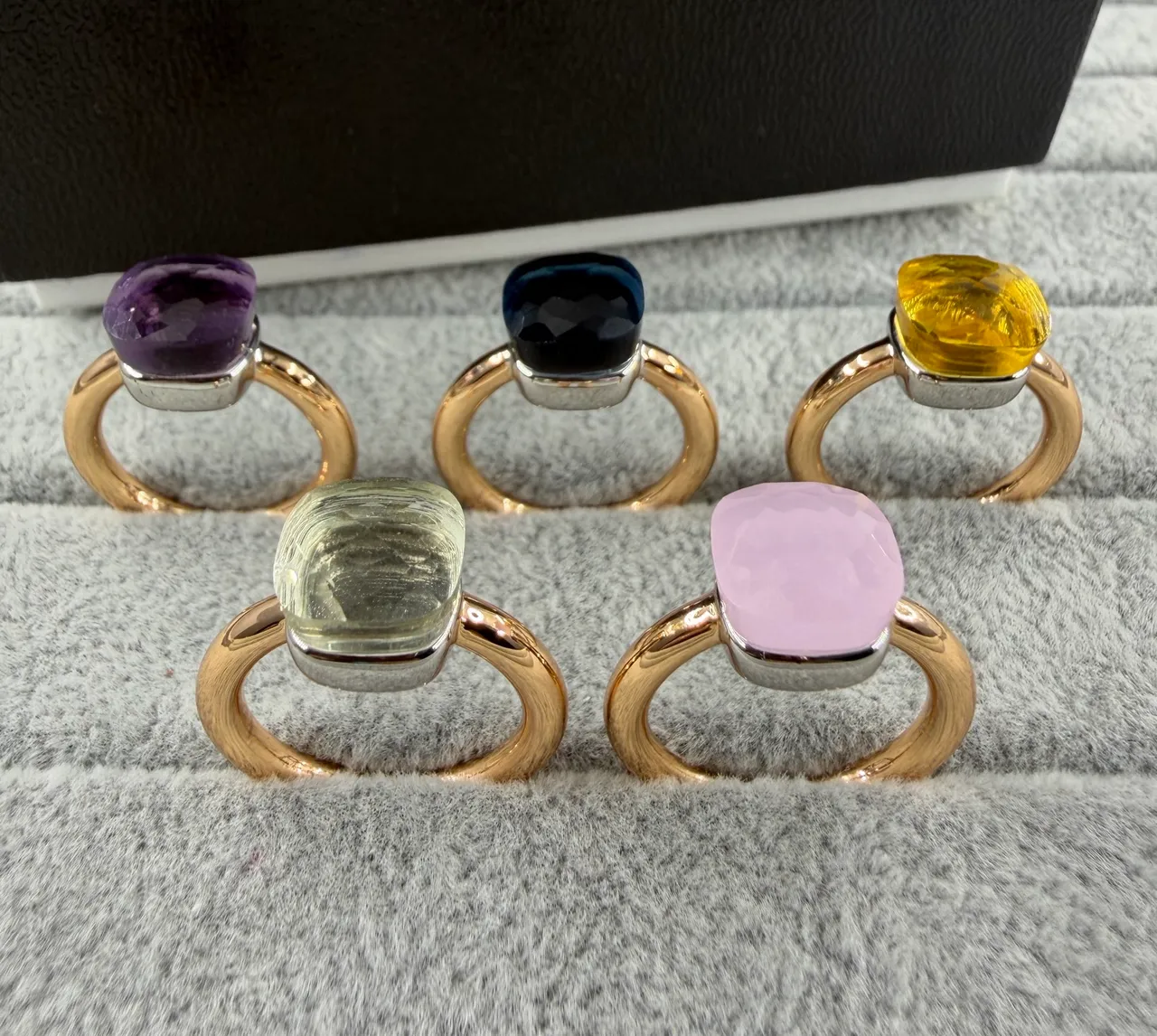 Gold Multicolor Faceted Cushion-Cut Gemstones Split-Band Setting Ring 1