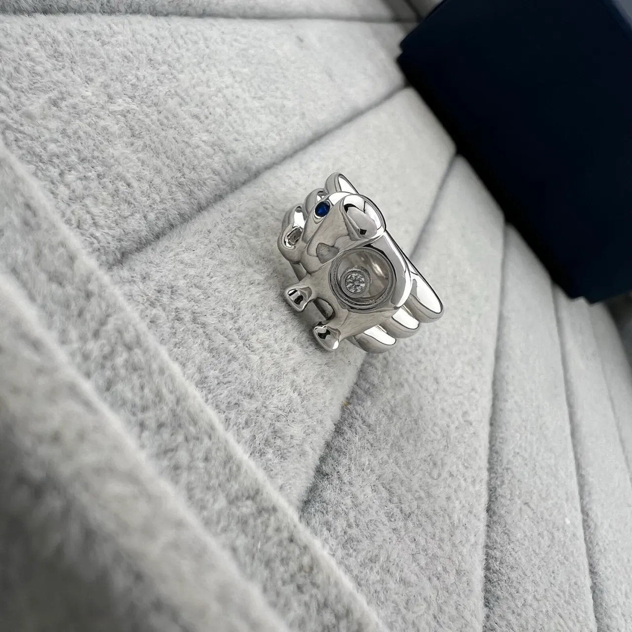 Gold Silver Elephant-Shaped Sculptural Ring 3