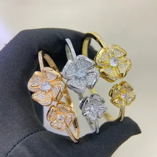 Gold Silver Flower-Shaped Pavé-Set Ring