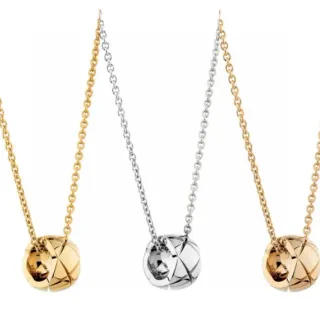 Collier Or Argent Géométrique Sphère Facettée Motif Bande Entrelacée