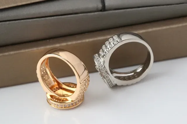 Gold Silver Pave-Set Circular Face Ring 9