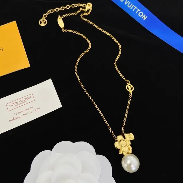 Gold Silver Pearl Pendant Floral Metal Charm Necklace 2
