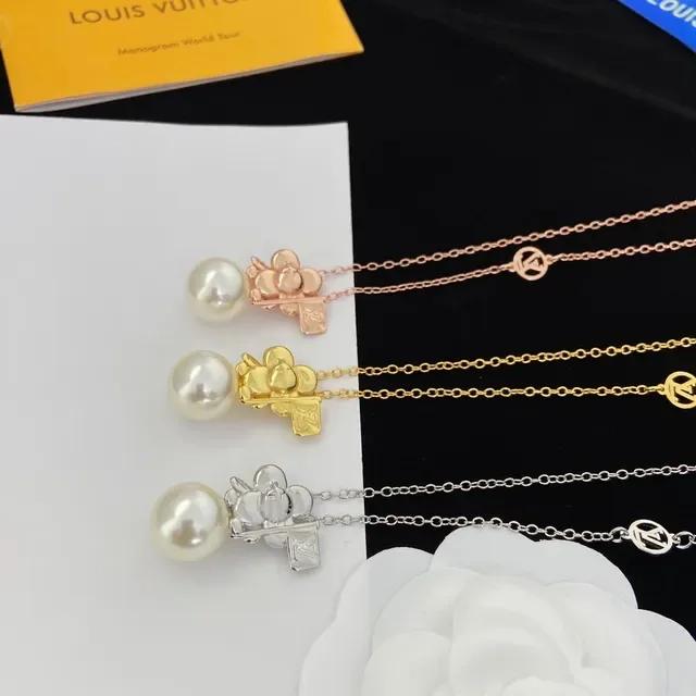 Gold Silver Pearl Pendant Floral Metal Charm Necklace 4