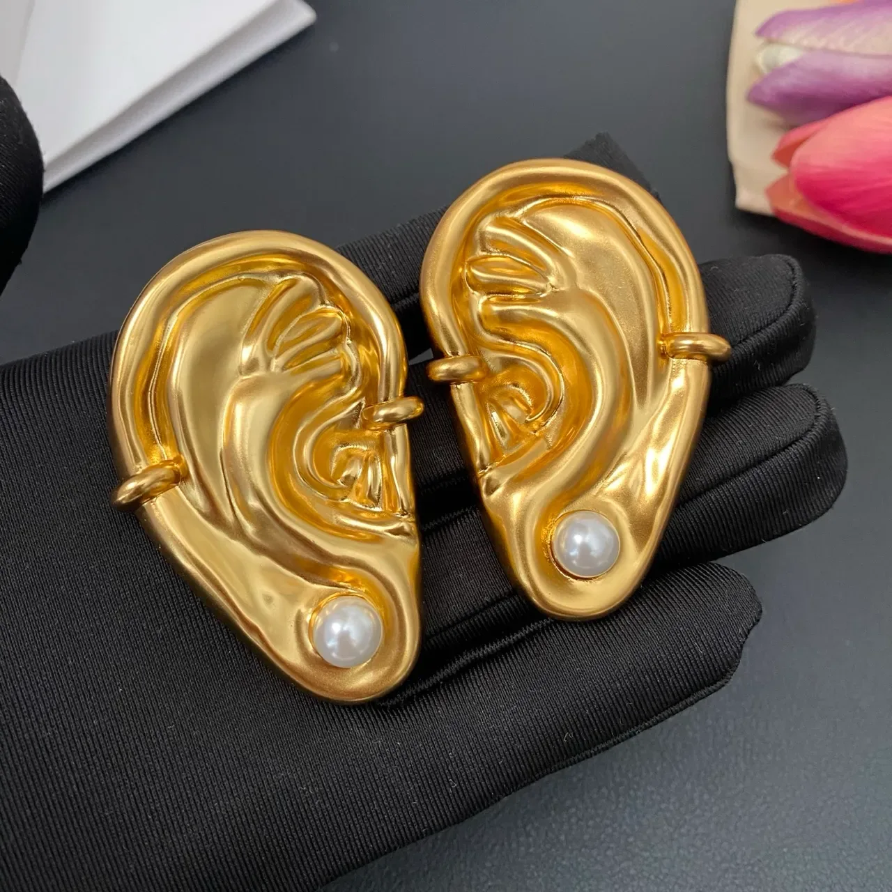 Gold-Tone Anatomical Ear Pearl Earrings 3