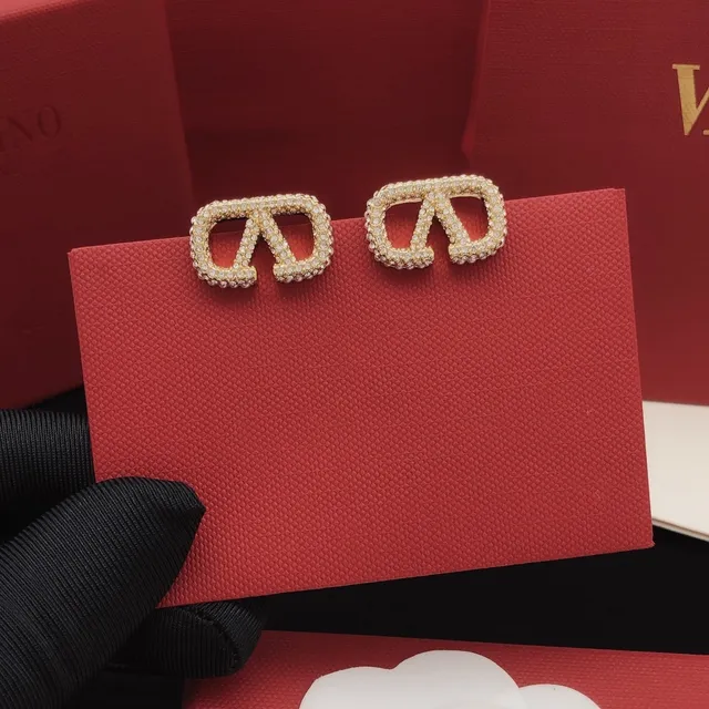 Gold-Tone Crystal Pavé Geometric Logo Stud Earrings 5