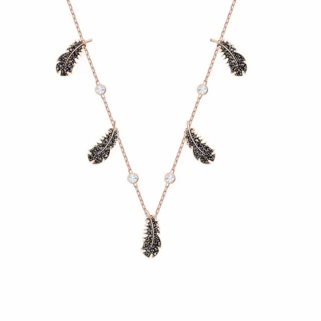 Bracelet de poignet à motif plume en ton or pavé-set à charnière 8
