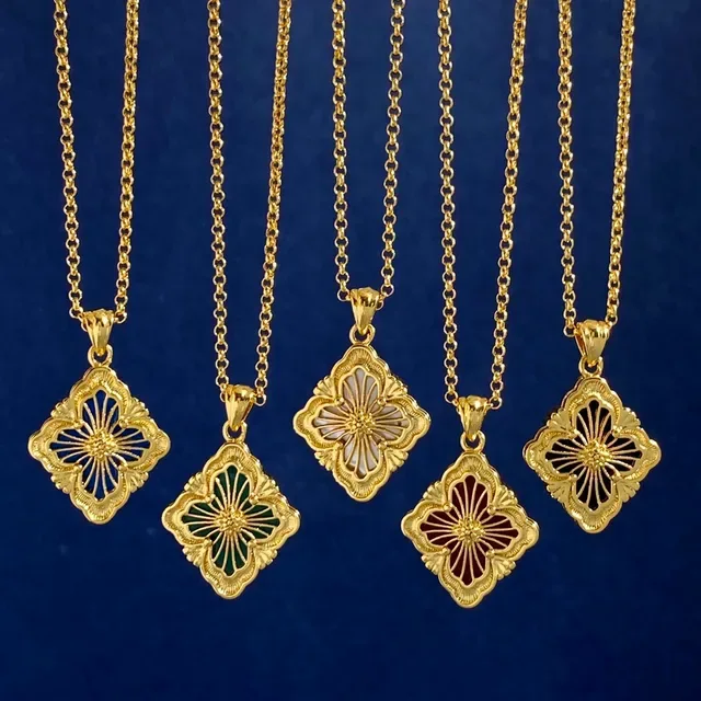 Gold-Tone Filigree Quatrefoil Floral Pendant Necklace 5