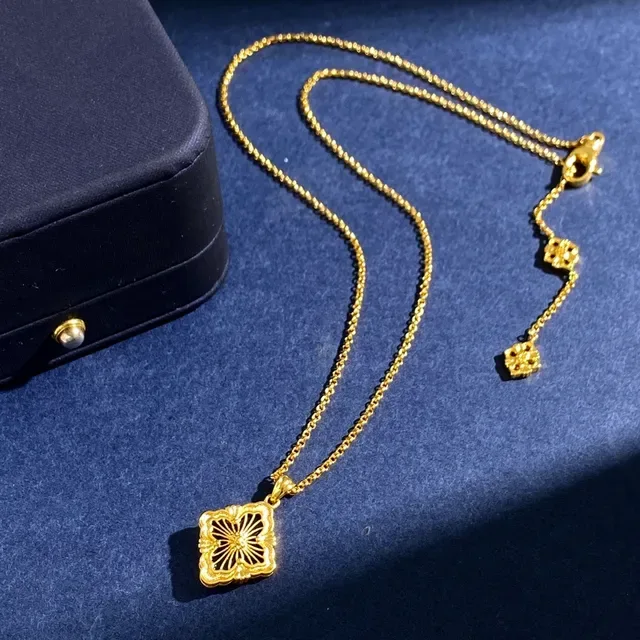 Gold-Tone Filigree Quatrefoil Floral Pendant Necklace 6