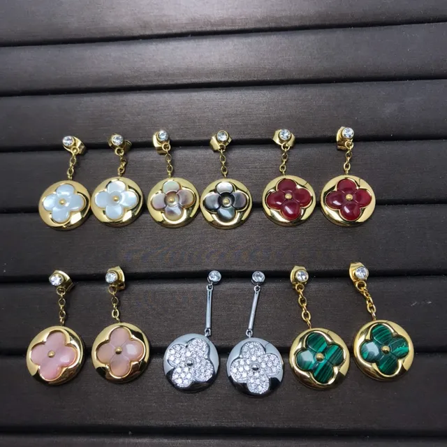 Gold-Tone Floral Quatrefoil Inlay Dangling Earrings 2